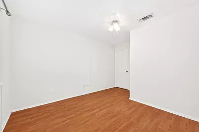 11677 Village Place Drive, Houston, TX 77077 - Photo 33