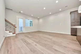 2319 Silva Park Ln, Houston, TX 77091 - Photo 13