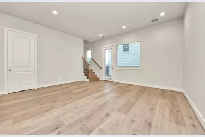 2319 Silva Park Lane, Houston, TX 77091 - Photo 11