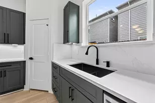 967 Highland Lgt Ln, Houston, TX 77091 - Photo 7