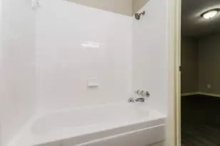 7218 Wren Cir, Texas City, TX 77591 - Photo 11