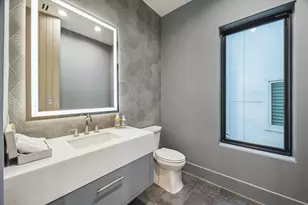 2309 Driscoll B, Houston, TX 77019 - Photo 17