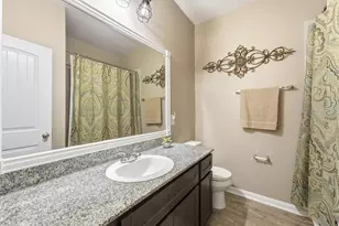 105 Jessica Dr, Dayton, TX 77535 - Photo 17