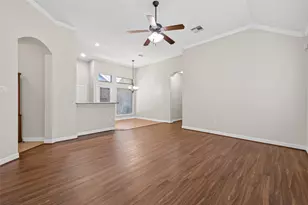 25139 Alina Ln, Spring, TX 77386 - Photo 9