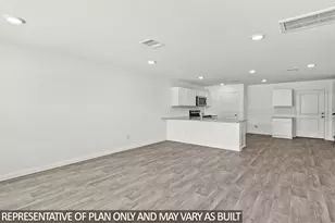 12219 Shield Crest Ct, Willis, TX 77378 - Photo 5