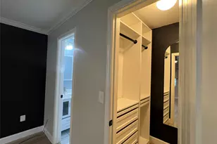 4833 Van Fleet St, Houston, TX 77033 - Photo 11