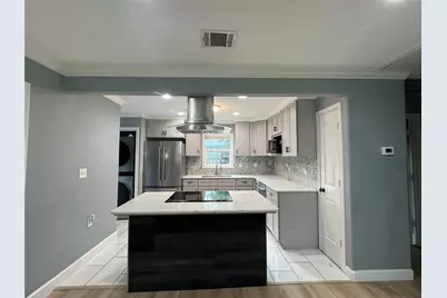 4833 Van Fleet Street, Houston, TX 77033 - Photo 3