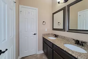 12509 Ivy Run Ln, Pearland, TX 77584 - Photo 9