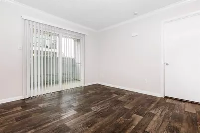 10402 Sandpiper Drive #13-200, Houston, TX 77096 - Photo 5