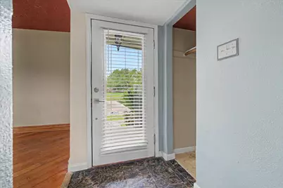 2211 Bonita Way, Baytown, TX 77520 - Photo 5
