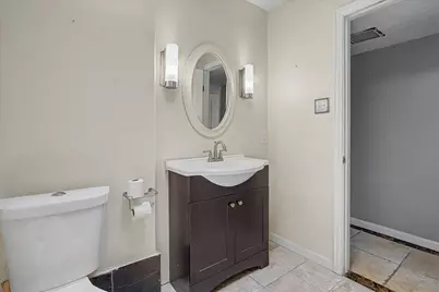 2211 Bonita Way, Baytown, TX 77520 - Photo 21
