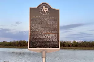 2211 Bonita Way, Baytown, TX 77520 - Photo 21