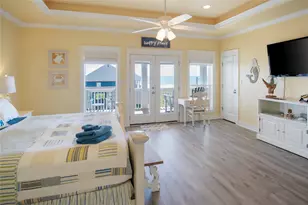 961 Hamilton Dr, Crystal Beach, TX 77650 - Photo 31