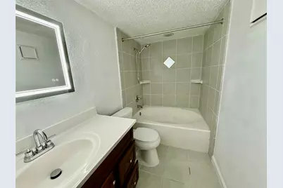 2830 S Bartell Drive #9, Houston, TX 77054 - Photo 15