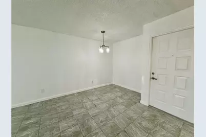 2830 S Bartell Drive #9, Houston, TX 77054 - Photo 3