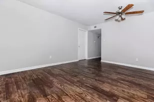 4400 Memorial Dr, Houston, TX 77007 - Photo 1