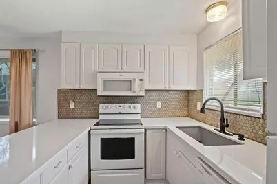 1435 Silverpines Road, Houston, TX 77062 - Photo 7