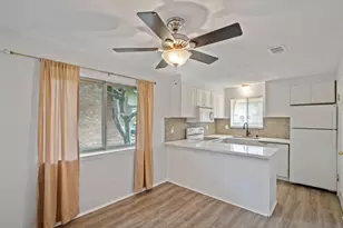 1435 Silverpines Rd, Houston, TX 77062 - Photo 5