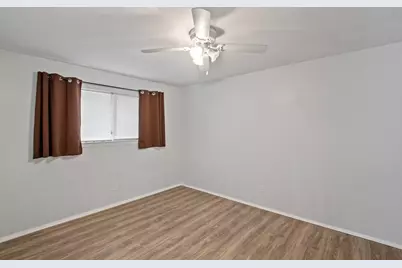 1435 Silverpines Road, Houston, TX 77062 - Photo 11