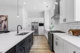 5910 Val Verde St, Houston, TX 77057 - Photo 7