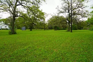 2329 N Berlin Rd, Brenham, TX 77833 - Photo 25