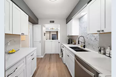6485 Burgoyne Road #43, Houston, TX 77057 - Photo 11