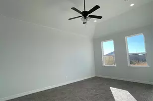 115 Pecan Grv Ct, Anahuac, TX 77514 - Photo 9
