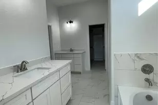 115 Pecan Grv Ct, Anahuac, TX 77514 - Photo 11