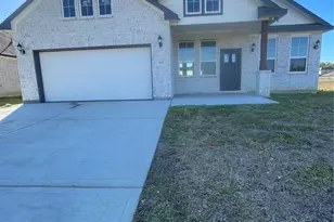 115 Pecan Grv Ct, Anahuac, TX 77514 - Photo 1