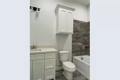 115 Pecan Grove Court, Anahuac, TX 77514 - Photo 17