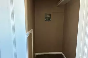 516 Holiday Dr, Galveston, TX 77550 - Photo 9