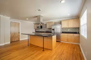 2098 Harland Dr, Houston, TX 77055 - Photo 13