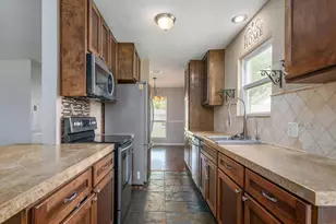 226 Pecan Dr, League City, TX 77573 - Photo 3