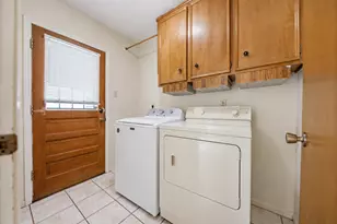 9315 Triola Ln, Houston, TX 77036 - Photo 15