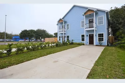 7403 Buena Vista Street #B, Houston, TX 77087 - Photo 1