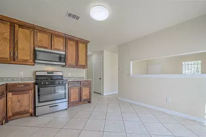 8735 Valley Flag Drive, Houston, TX 77078 - Photo 15