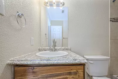 8735 Valley Flag Drive, Houston, TX 77078 - Photo 33