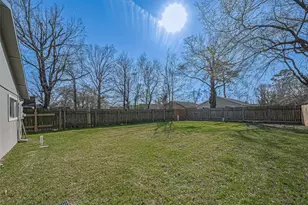 8735 Valley Flag Dr, Houston, TX 77078 - Photo 35