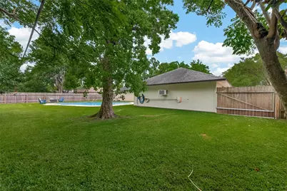 116 Flag Drive W, Lake Jackson, TX 77566 - Photo 37