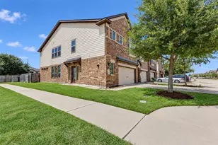 3418 Rainflower Springs Ln, Rosenberg, TX 77471 - Photo 29
