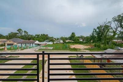 2422 Dalview Street, Houston, TX 77091 - Photo 17