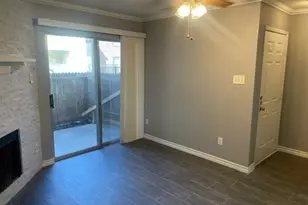 18800 Egret Bay Blvd, Webster, TX 77058 - Photo 9