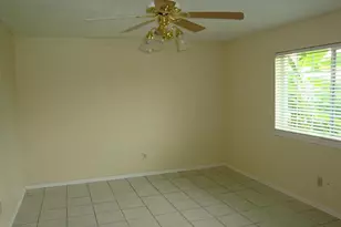 6806 Caddo Lake Ln, Houston, TX 77083 - Photo 9