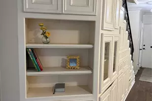 9107 Braeburn Valley Dr, Houston, TX 77074 - Photo 9