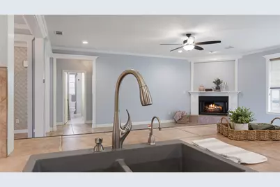 1912 Rollingwood Drive, Huntsville, TX 77340 - Photo 7