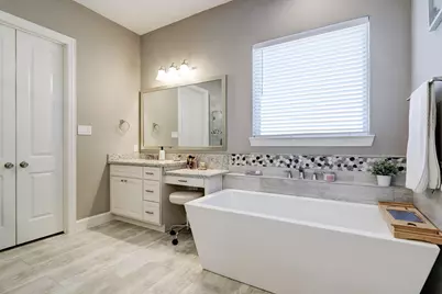 33002 Woodlake Drive, Fulshear, TX 77441 - Photo 17
