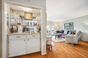 2238 S Piney Point Rd, Houston, TX 77063 - Photo 5