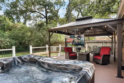 267 E Rainbow Ridge Circle, The Woodlands, TX 77381 - Photo 33