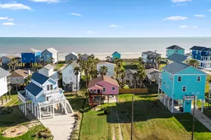 11213 Beard Dr, Galveston, TX 77554 - Photo 3