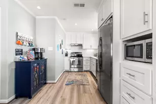 11213 Beard Dr, Galveston, TX 77554 - Photo 15